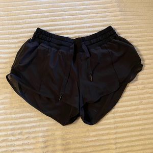 COPY - Lululemon Athletic Shorts - Size 4 - Mesh Detail on Sides with Reflectiv…